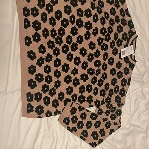 Brown sweater with black flowers, size L, brand PRETTYGARDEN, with tag
